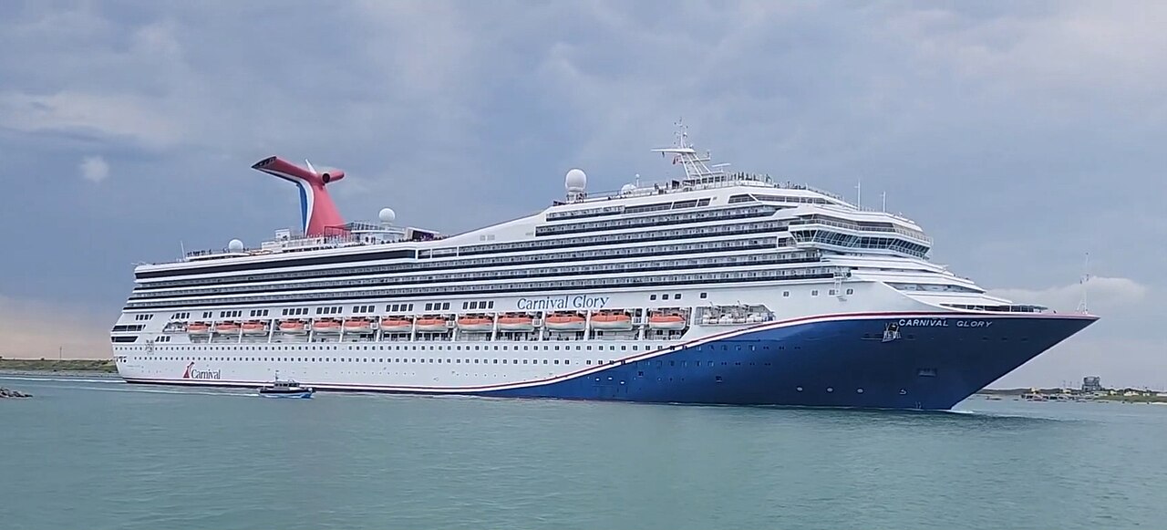 Carnival Glory
