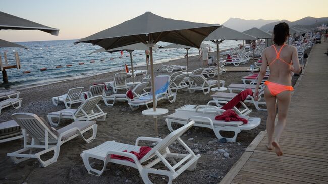 Turkish Resorts See Steady Russian Demand, But High Prices Loom Over Summer Season