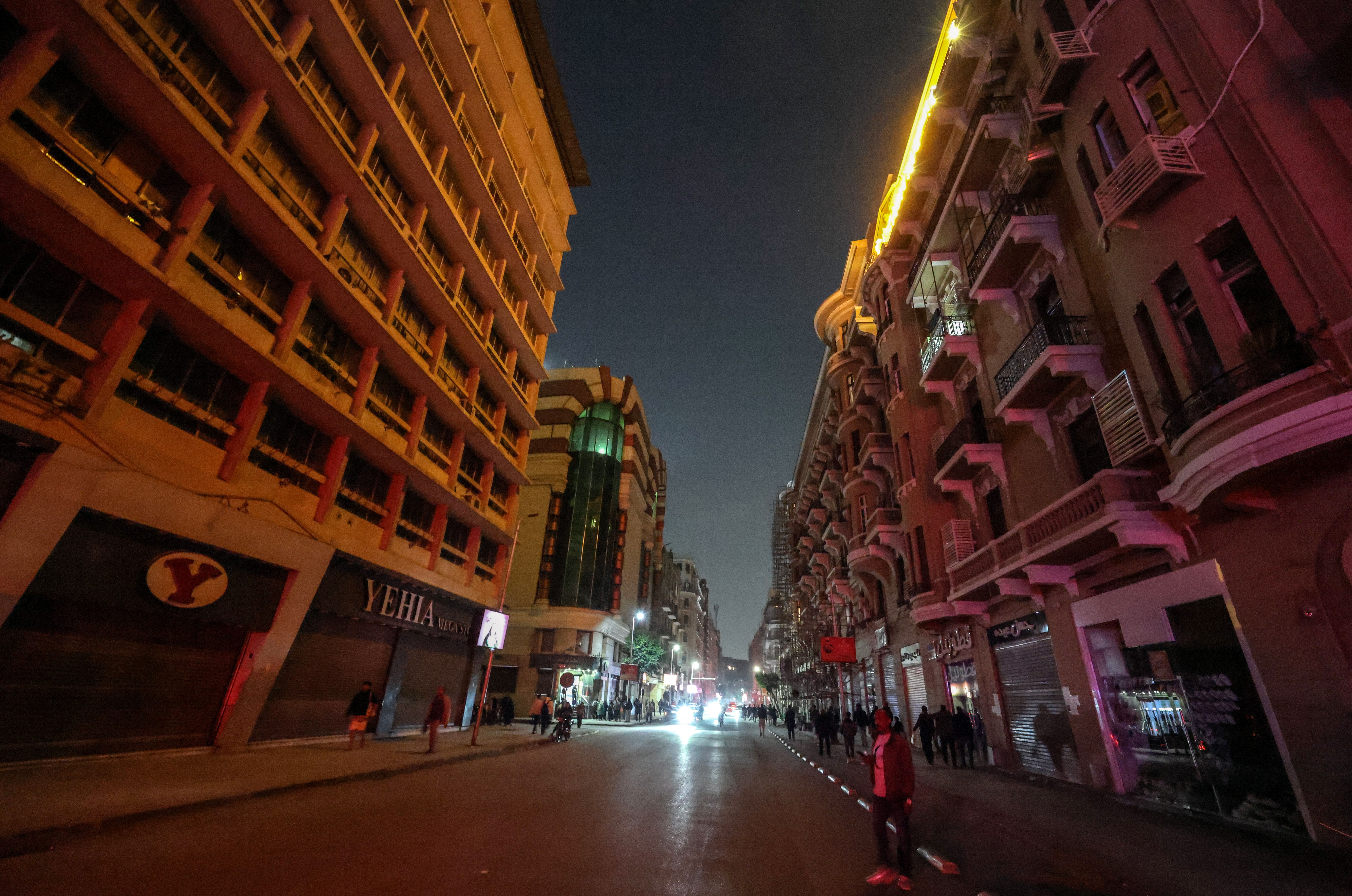 Cairo After Dark: Egypt's New Evening Rules Leave Tourists Searching for Dinner
