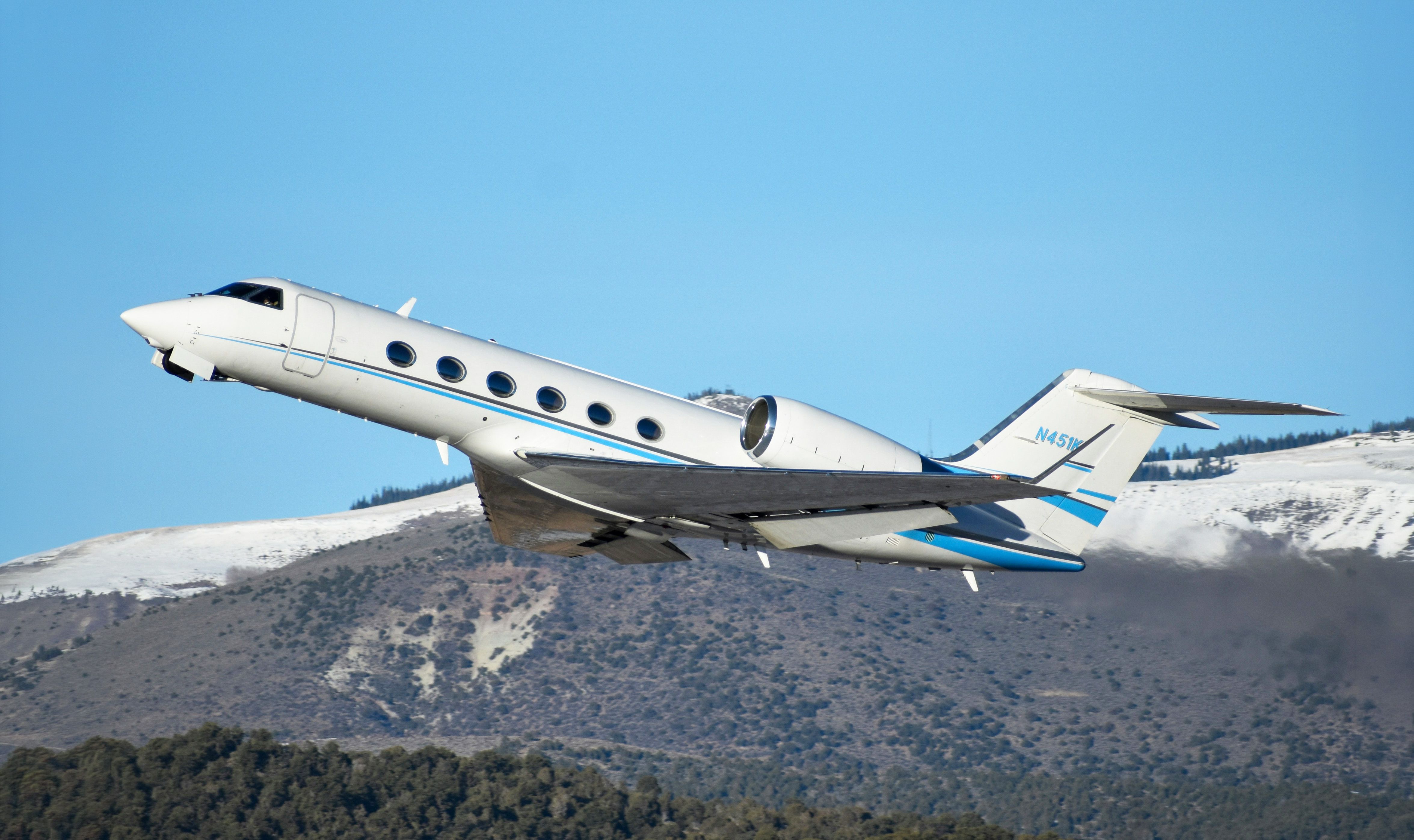 The New Math of Private Flying: How to Find Value Beyond the Glamour