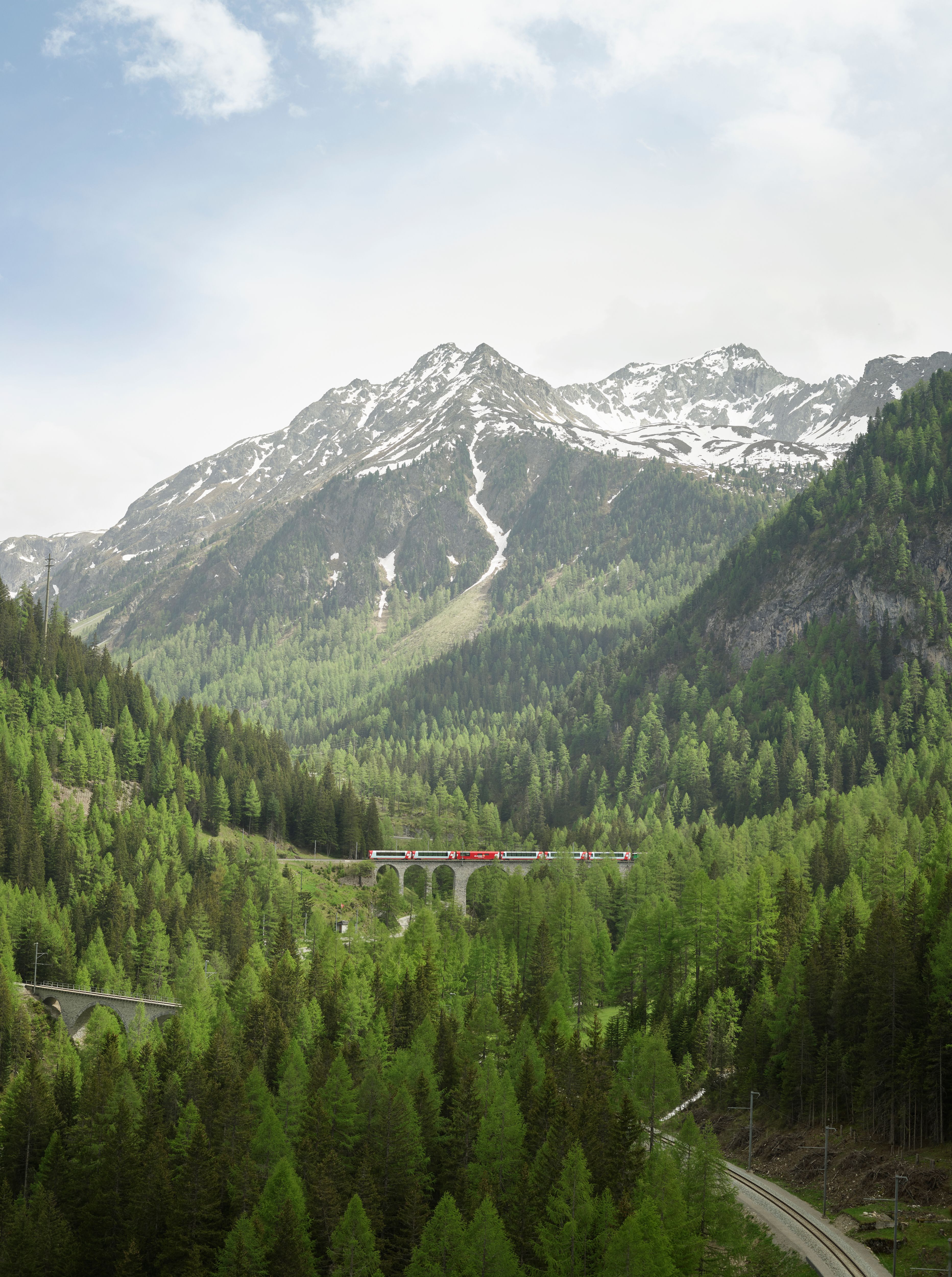 Europe’s Most Scenic Summer Train Rides, From Alpine Passes to Italian Coastlines