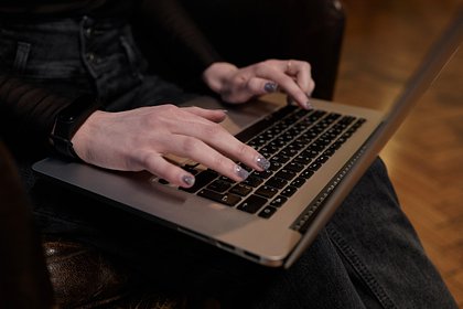 Russian Travelers Urged to Watch Out for Scams as Summer Holidays Approach